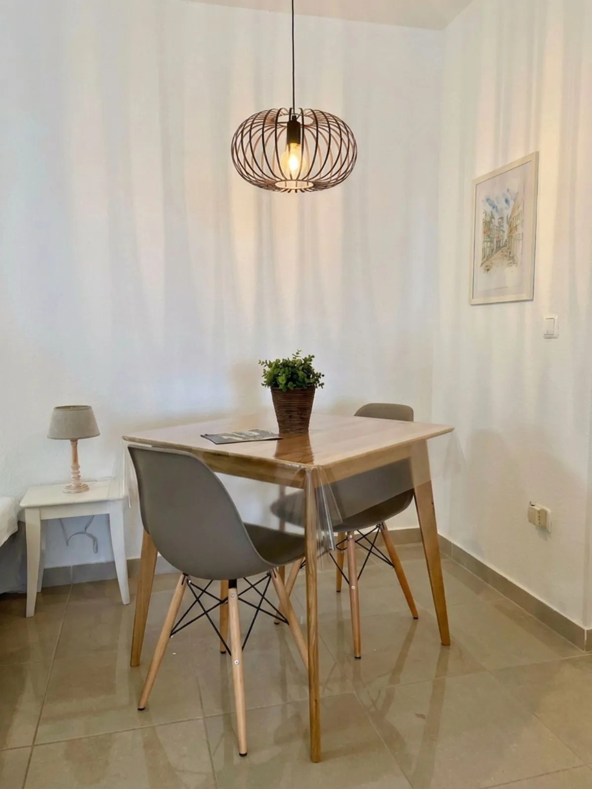 Blagovaonski stol – Apartman Bello